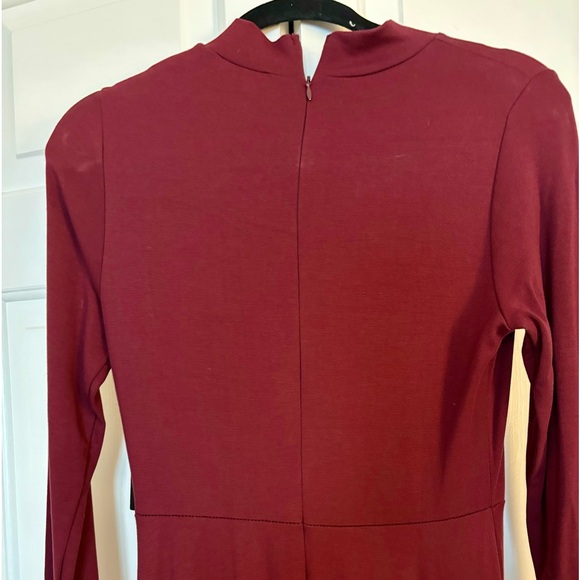 Trendy wine/merlot knit dress - Picture 4 of 6